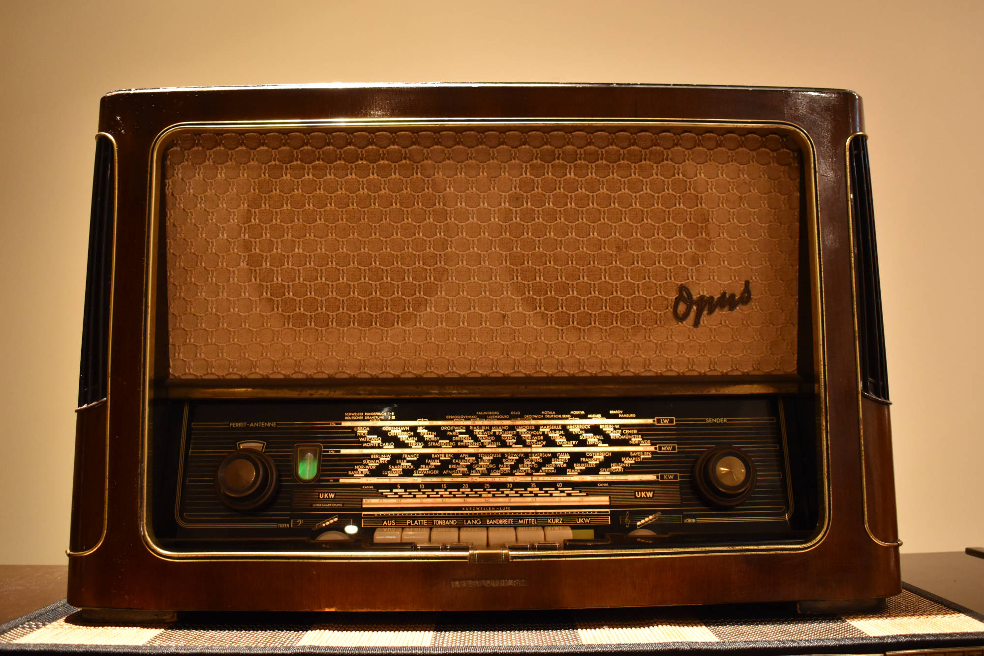 german vintage tube radio telefunken opus 6